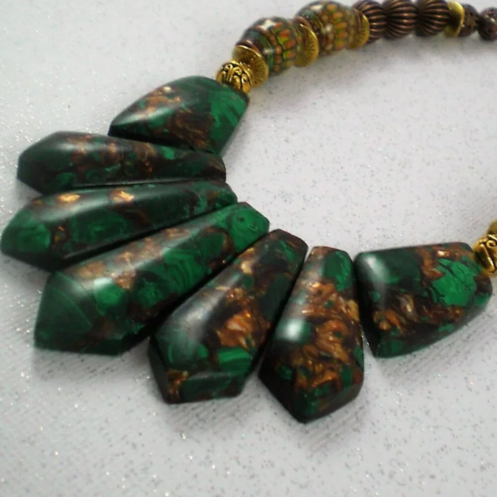 Malachite and Bronzite Gemstone Necklace; Couture, Hand Beaded - Picture 3 of 4